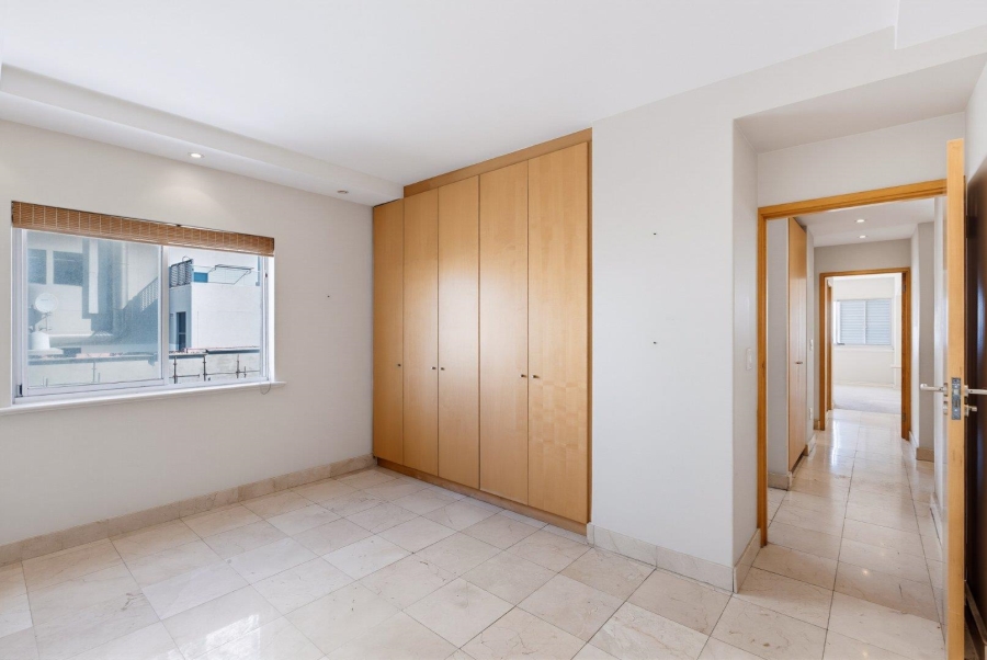 3 Bedroom Property for Sale in Mouille Point Western Cape